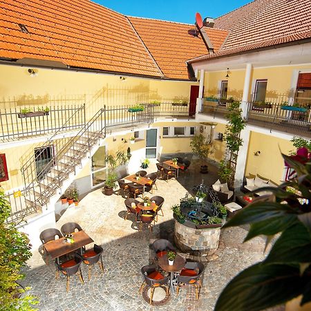 Romantikhotel Residenz Wachau Aggsbach Bagian luar foto